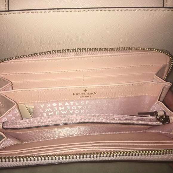 KATE SPADE ♠️ - Picture 2 of 5